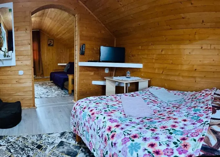 Sadiba Rozchil Konukevi Yablunytsia